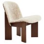 Chisel gestoffeerde fauteuil walnoot, sheepskin